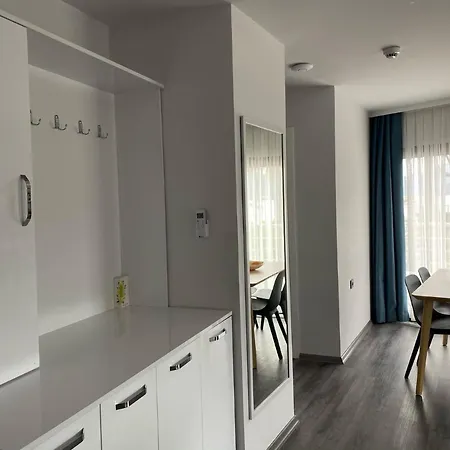 Trea Homes Marina Suites Апартаменты