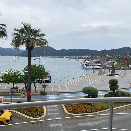 Apartment Trea Homes Marina Suites