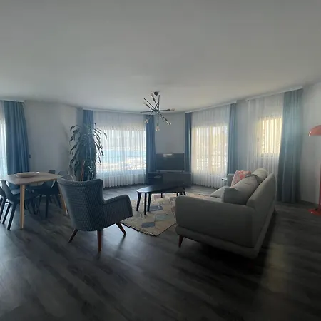 Trea Homes Marina * מרמריס