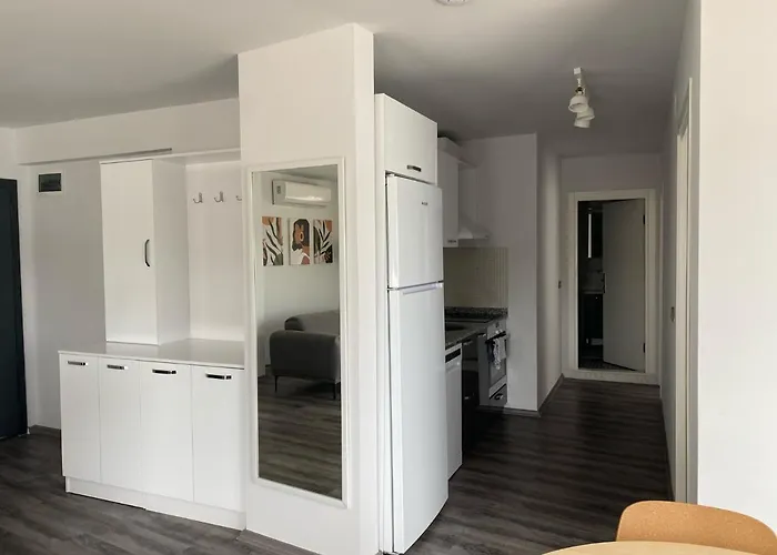 Trea Homes Marina * מרמריס