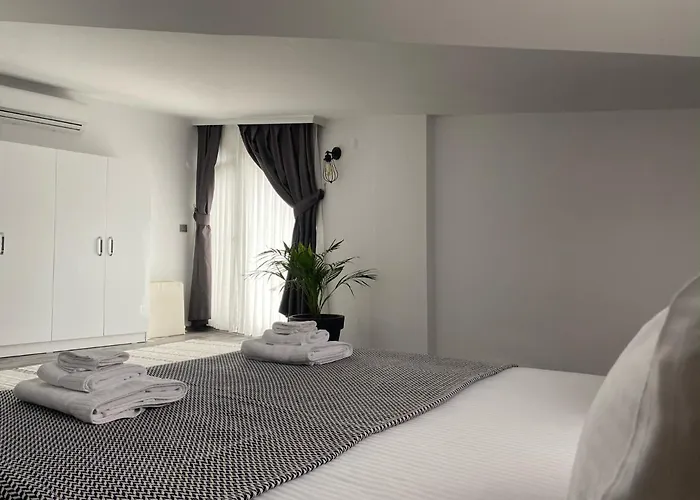 Trea Homes Marina Apartman